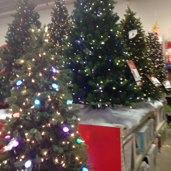 The Home Depot Hardware Store in Niagara Falls