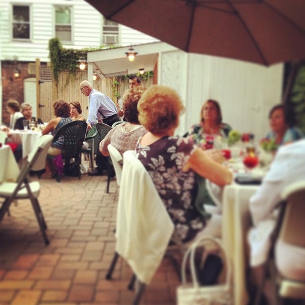 8/23/2013にTopher P.がConsiglio&#39;s Restaurantで撮った写真