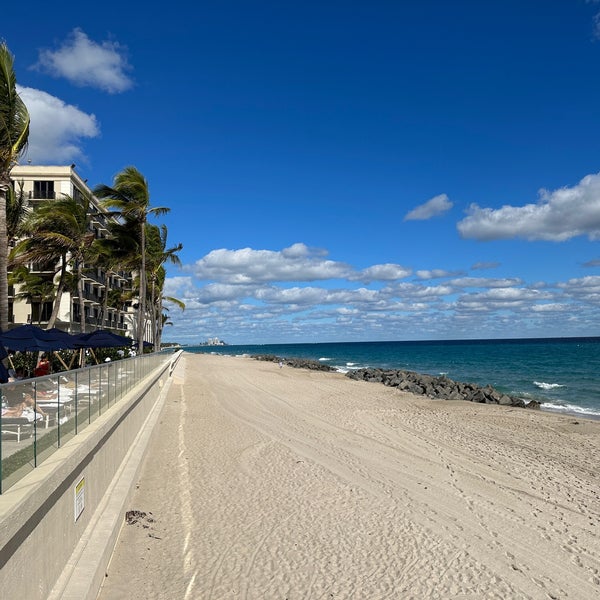 Foto tirada no(a) The Breakers Palm Beach por Matt P. em 1/8/2023