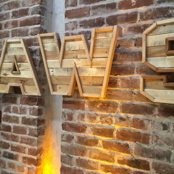 Photo taken at AWS Pop-up Loft by Hansy s. on 6/4/2015