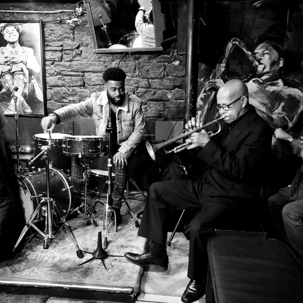 Foto tirada no(a) Smalls Jazz Club por Gulnara em 4/29/2019