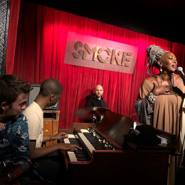 5/26/2019にGulnaraがSmoke Jazz &amp; Supper Clubで撮った写真