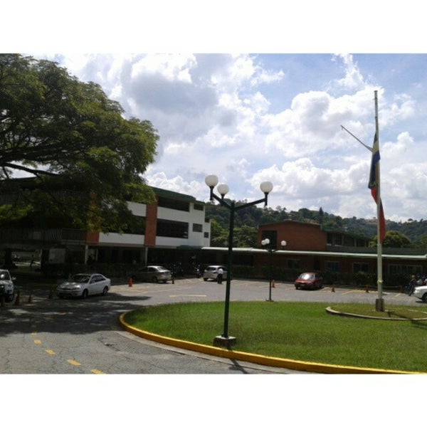 Photos At Colegio El Angel Caracas Distrito Federal