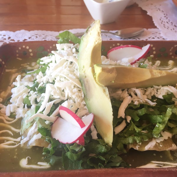 Photo taken at El Manzanillo Restaurante by Cesar G. on 1/15/2016
