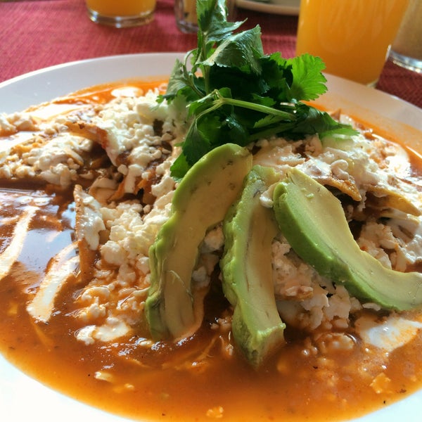 Photo taken at El Manzanillo Restaurante by Cesar G. on 1/16/2015