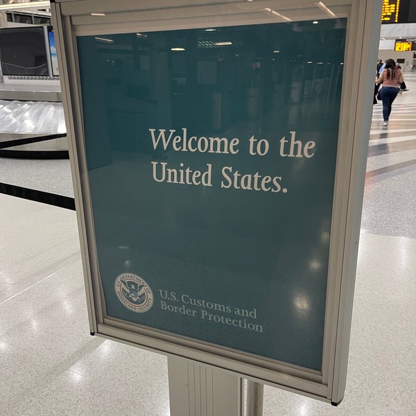 Flamingo Parking Garage - Miami International Airport - 2 tips from 561