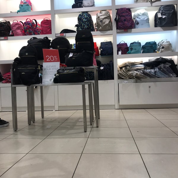 kipling outlet store