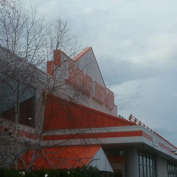 The Home Depot 901 Boul Claude Jutra