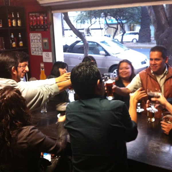 Photo taken at La Mafia Cervezas Del Mundo by La Mafia C. on 1/19/2013