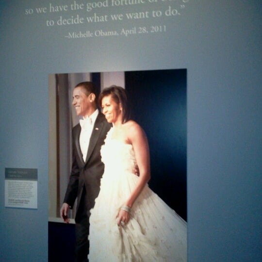 Photo taken at The First Ladies Exhibition by Johnika D. on 12/23/2012