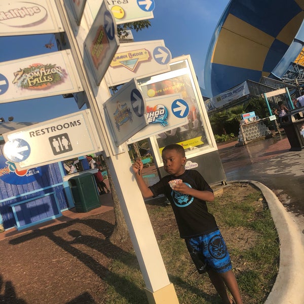 Foto tirada no(a) Six Flags America por Johnika D. em 8/16/2019