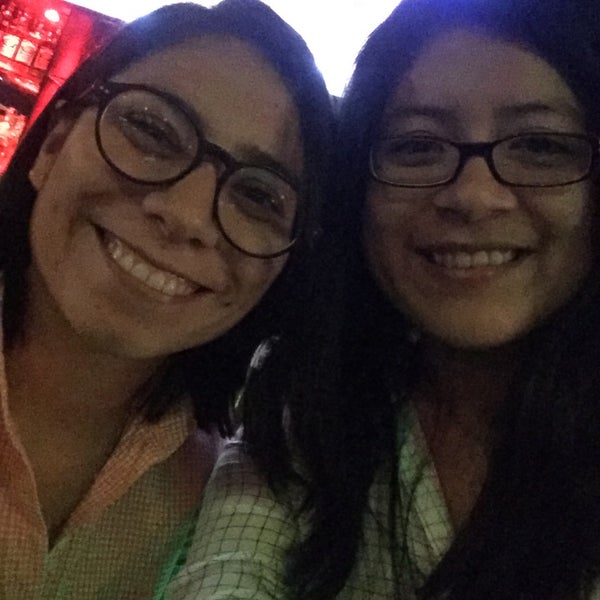 Photo taken at King&#39;s Pub by Lilí on 3/18/2018