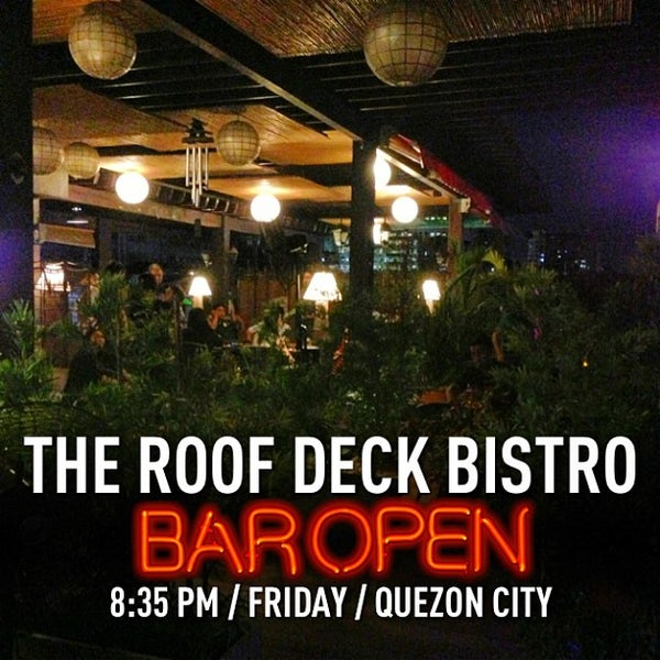 Foto diambil di The Roof Deck Bistro oleh Richard B. pada 4/12/2013