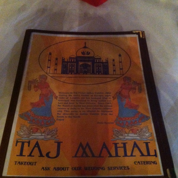 Foto tirada no(a) Taj Mahal Indian Cuisine por Garrett W. em 1/9/2013