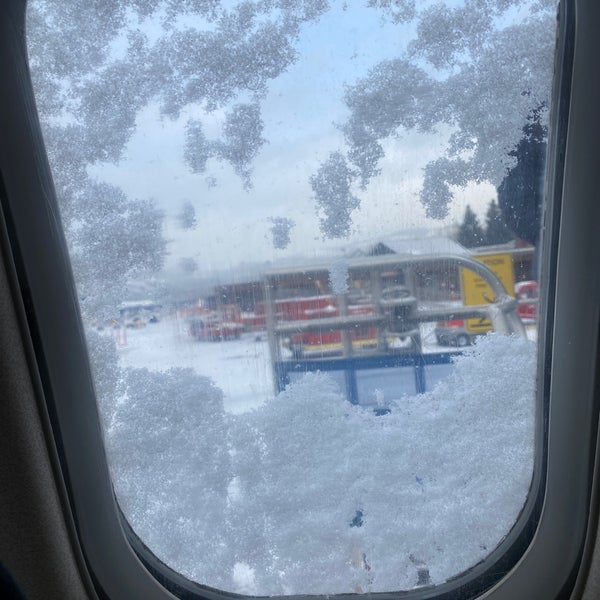 รูปภาพถ่ายที่ Aspen/Pitkin County Airport (ASE) โดย -M. O. เมื่อ 1/6/2023