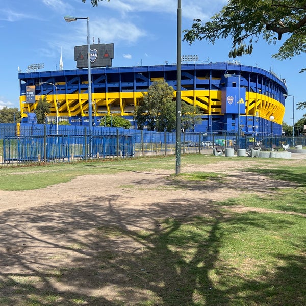 Photo taken at Estadio Alberto J. Armando &quot;La Bombonera&quot; (Club Atlético Boca Juniors) by Deep G. on 12/28/2022