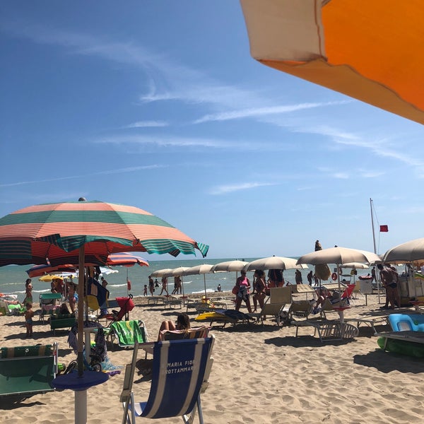 Spiaggia Di Alba Adriatica - Beach