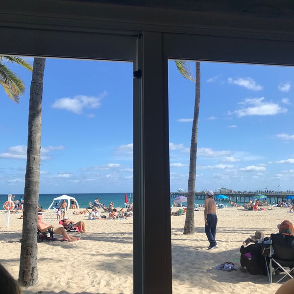 Photo taken at Aruba Beach Cafe by Nikki on 11/29/2019