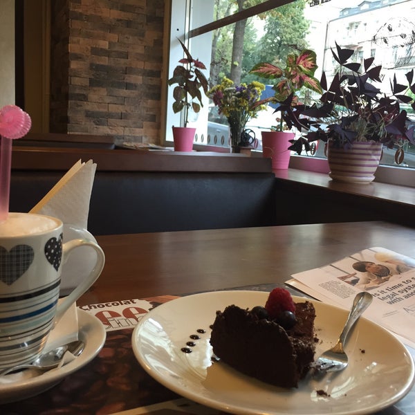 7/20/2015にSolomiyaがMarmari.kyiv. Кафе-кондитерськаで撮った写真