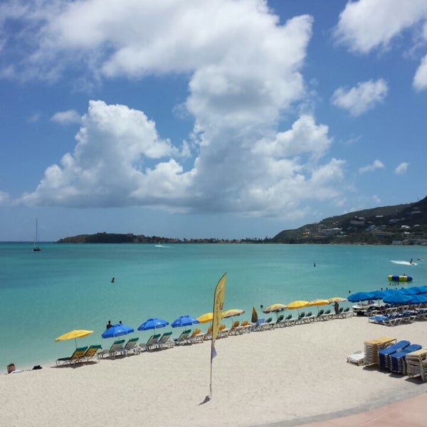 7/29/2013 tarihinde Stefan S.ziyaretçi tarafından Hard Rock Cafe St. Maarten'de çekilen fotoğraf