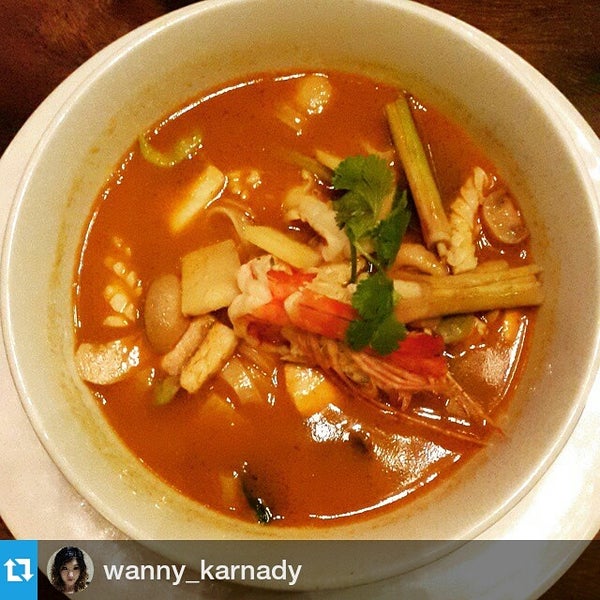 Its tom yum goong perfect for the weather like this.