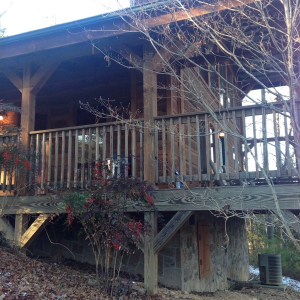 Photos At Above The Falls Rental By Aunt Bugs Cabin Rentals 1
