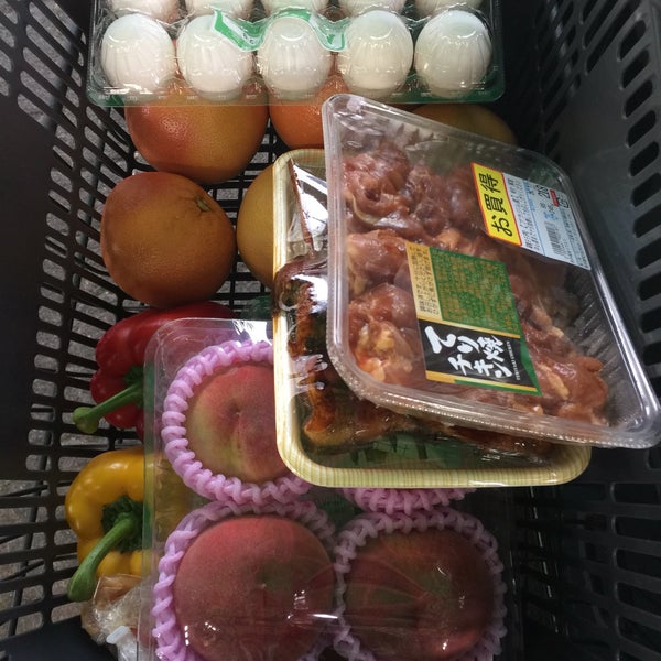 新鮮市場 町屋店 町屋の食料品店 新鮮市場 町屋店 町屋の食料品店