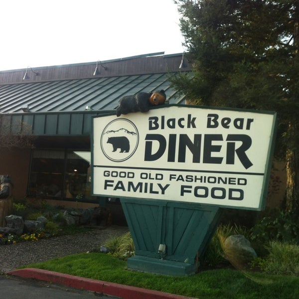 Photo taken at Black Bear Diner by Holly on 3/25/2013