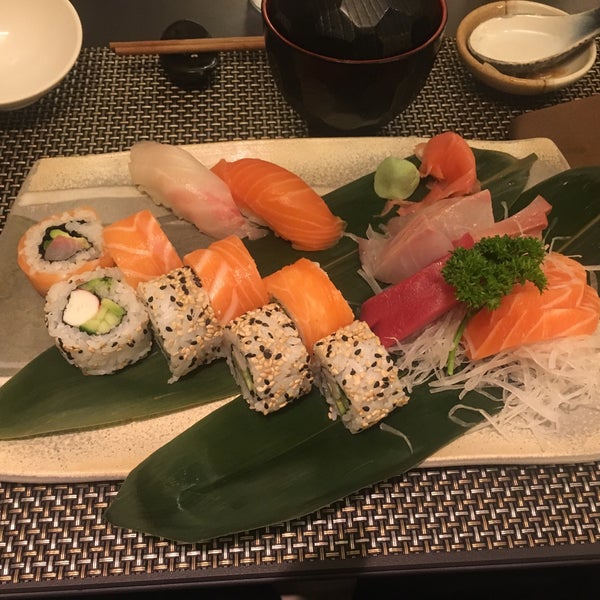 Muy buen Sushi y Sashimi