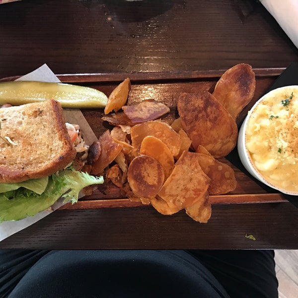 8/4/2017 tarihinde Ashley B.ziyaretçi tarafından Say Cheese! Restaurant &amp; Cheese'de çekilen fotoğraf
