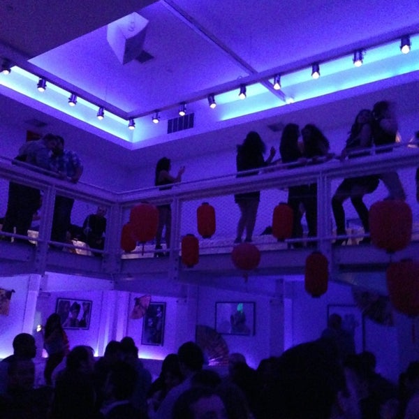 2/10/2013 tarihinde Danica S.ziyaretçi tarafından supperclub san francisco'de çekilen fotoğraf