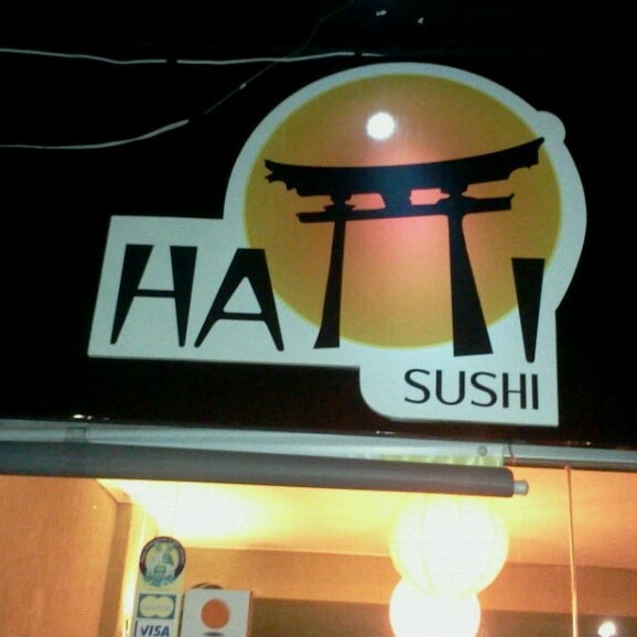 รูปภาพถ่ายที่ Hatti Sushi โดย Carlos Eduardo B. เมื่อ 12/12/2013