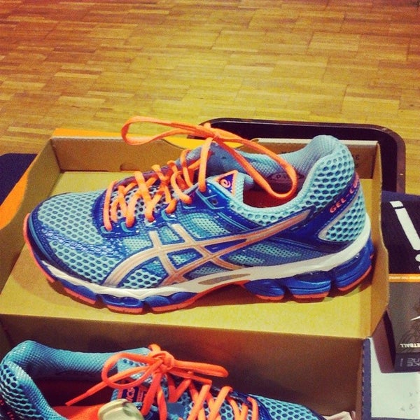 DICK'S Sporting Goods (Artık Kapalı) Fairfax, VA'da fotoğraflar