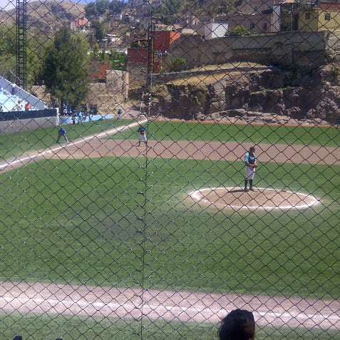 File:Estadio de Beisbol Aguilar y Maya Guanajuato - panoramio.jpg