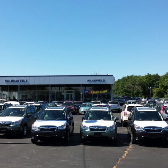 รูปภาพถ่ายที่ Subaru of Wakefield โดย Jonathan เมื่อ 6/23/2014