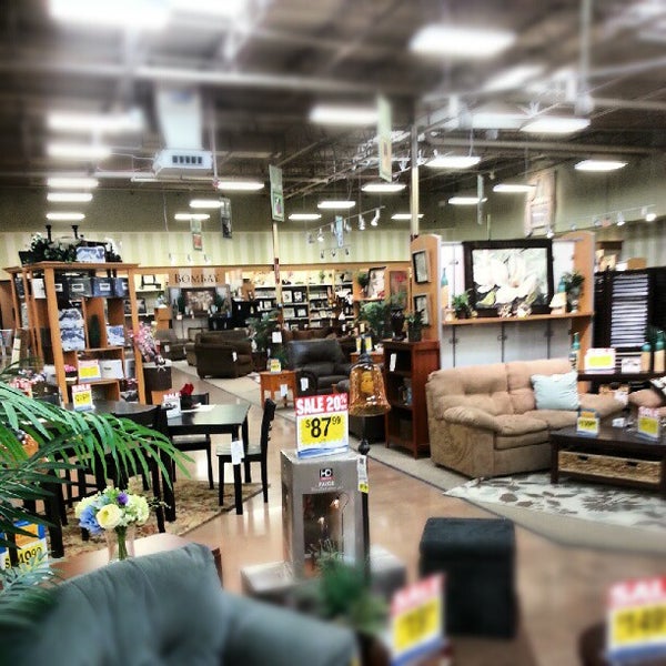 King Soopers Marketplace Grocery Store in Meadowglen