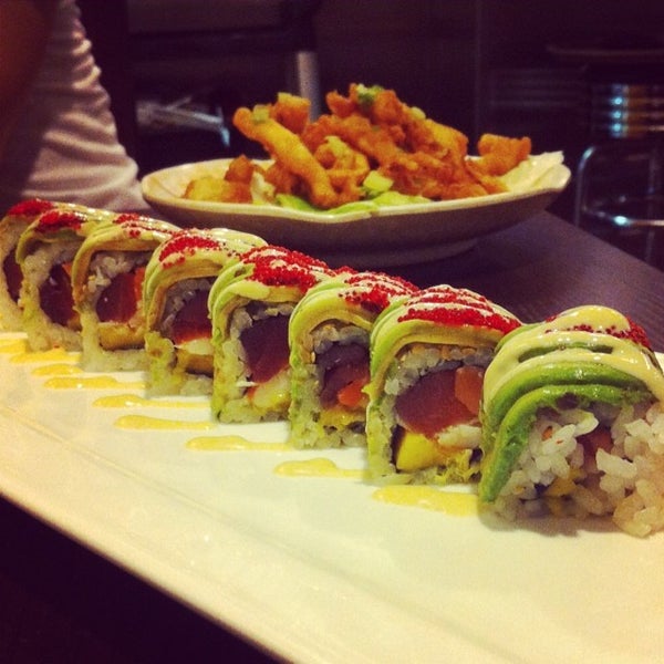 6/23/2014 tarihinde Brendon C.ziyaretçi tarafından Sushi Bar'de çekilen fotoğraf