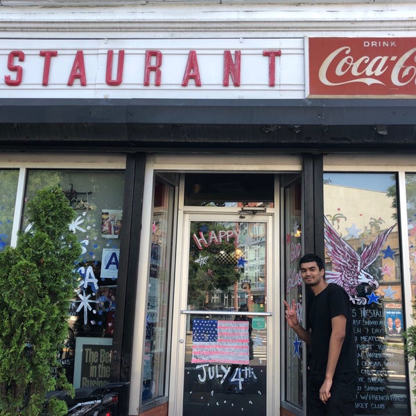 Photo taken at Tom&#39;s Restaurant by Emily W. on 7/7/2019