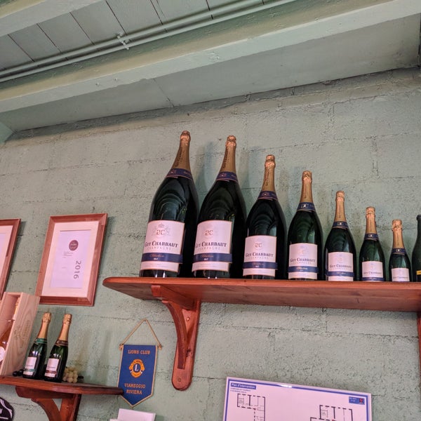 8/8/2018 tarihinde Tanjaziyaretçi tarafından Champagne Guy Charbaut'de çekilen fotoğraf