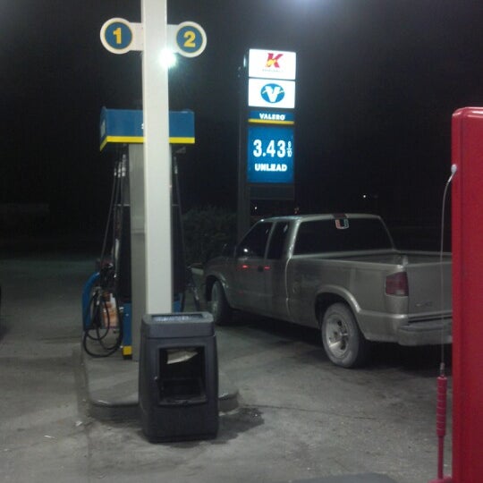 Kangaroo Express (Artık Kapalı) Gainesville'de Yakıt İstasyonu