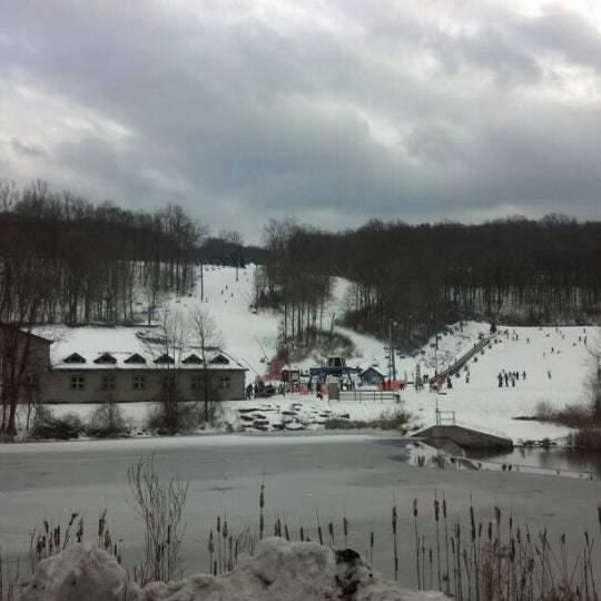 Foto scattata a Shawnee Mountain Ski Area da Tim C. il 1/1/2013