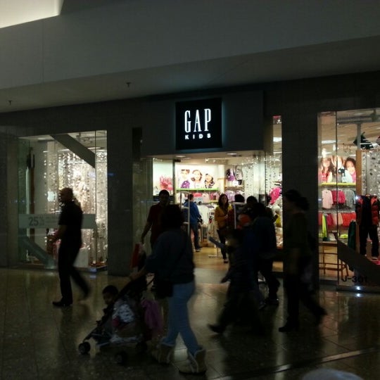 Gap At Woodfield Mall Sale -  1694946789