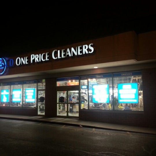 Photo taken at CD One Price Cleaners by Javier C. on 12/26/2012