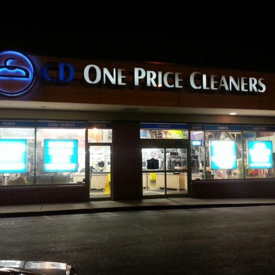 Photo taken at CD One Price Cleaners by Javier C. on 1/25/2013