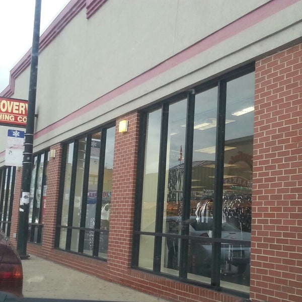 Discovery Clothing Company Clothing Store in Chicago