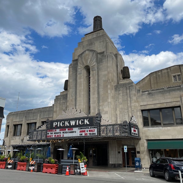 Pickwick Theatre Park Ridge, IL
