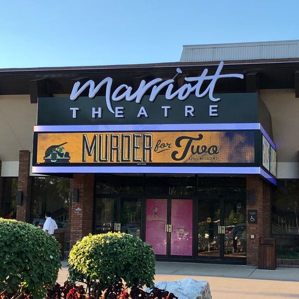 Foto tirada no(a) Marriott Theater por Bruce C. em 7/8/2018