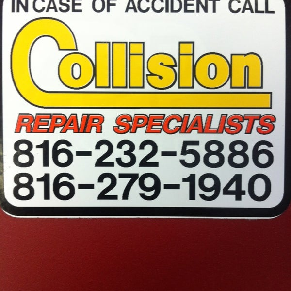 Photo taken at Collision Repair Specialists by Jeremy Scott Eaton A. on 12/26/2012