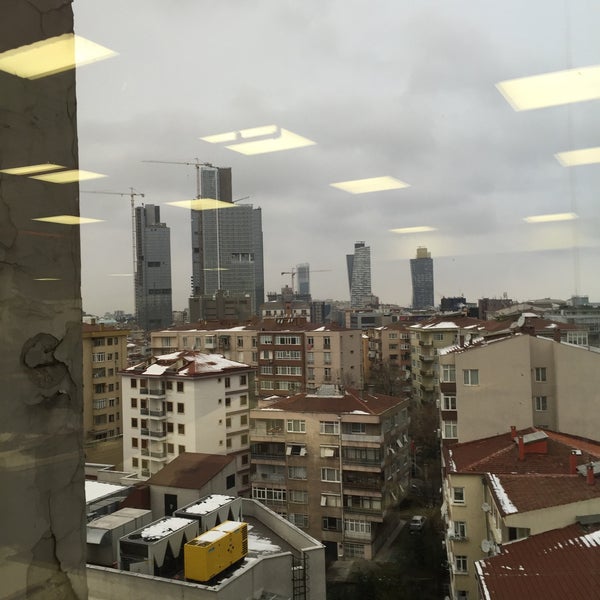 1/22/2016にKayhan E.がTürk Telekom Bölge Müdürlüğüで撮った写真