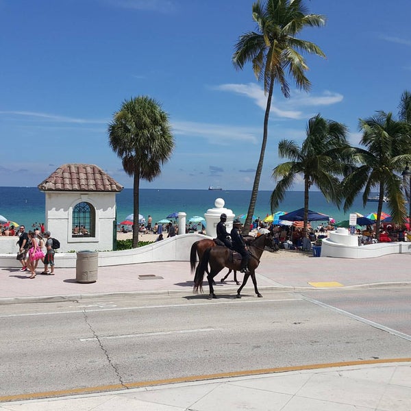 las olas beach live camera